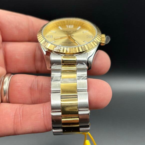 Invicta Specialty Stratford 47457 Mens 43mm Two-Tone Stainless Steel Quartz 50m - Picture 3 of 17